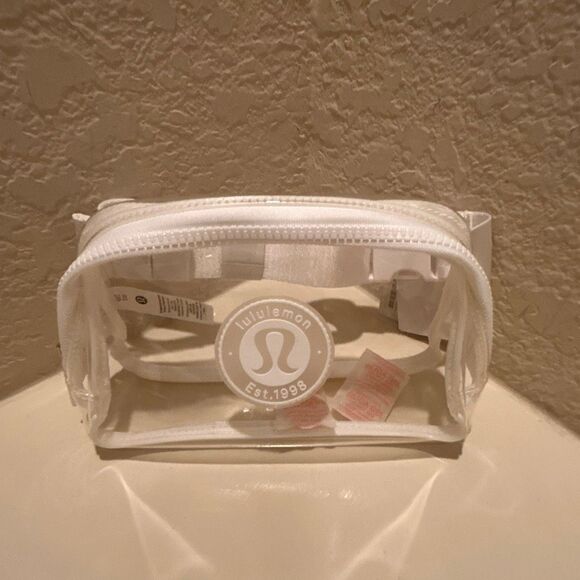Lululemon Everywhere Belt Bag Clear White See Thru For Stadium Concert Festival - Picture 1 of 12